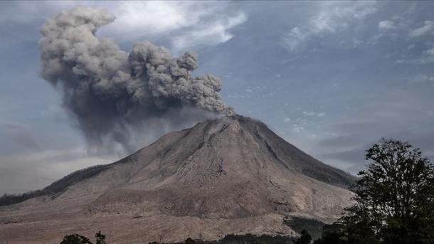 Gunung Sinabung Kembali Meletus