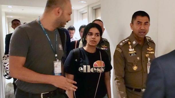 سعودی خاتون رحف محمد بنکاک سے کینیڈا کے لیے روانہ