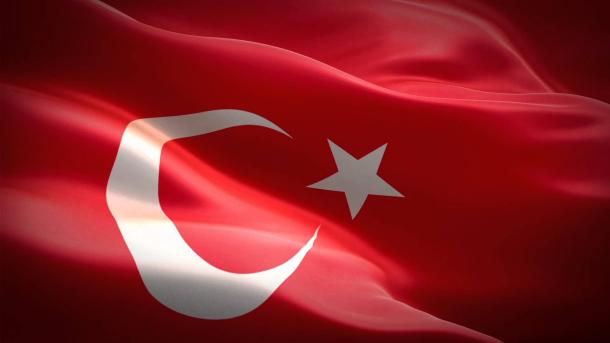 Turqia paralajmëron Kanadanë për PKK-në
