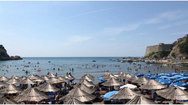 Prezantohet oferta turistike e Ulqinit në Kosovë