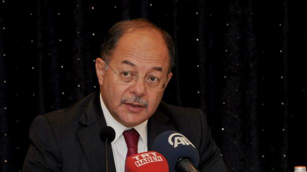 Vice-primeiro-ministro turco encontra estudantes na Bósnia-Herzegovina