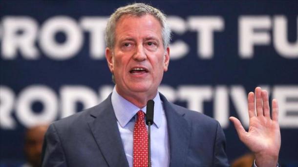 SHBA – Kryebashkiaku Bill de Blasio i Nju-Jorkut tërhiqet nga gara presidenciale