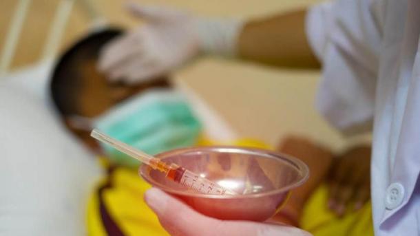 Epidemia de dengue continúa quitando vidas en Filipinas