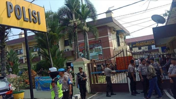 Serangan Bunuh Diri di Sebuah Balai Polis di Medan, Sumatera Utara