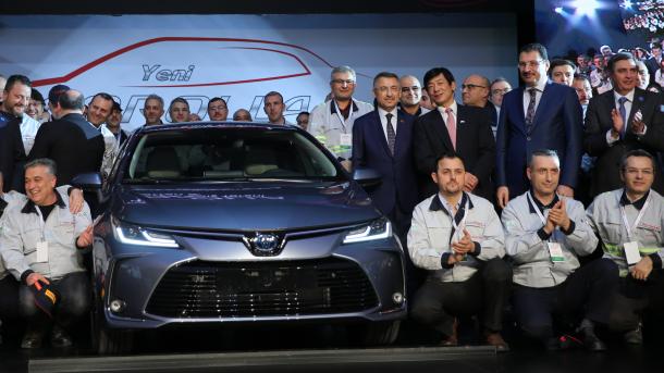 トルコ初のセダンタイプのハイブリッド車、出荷開始