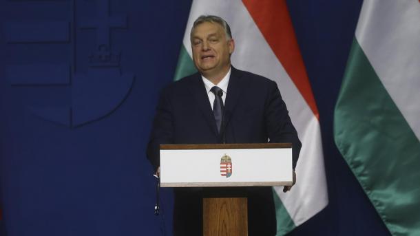Орбан: „Милионскиот бран на мигранти не може да се спречи без Турција“
