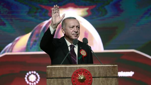 Erdogan: Reformom pravosuđa Turska pokazuje privrženost punopravnom članstvu u EU