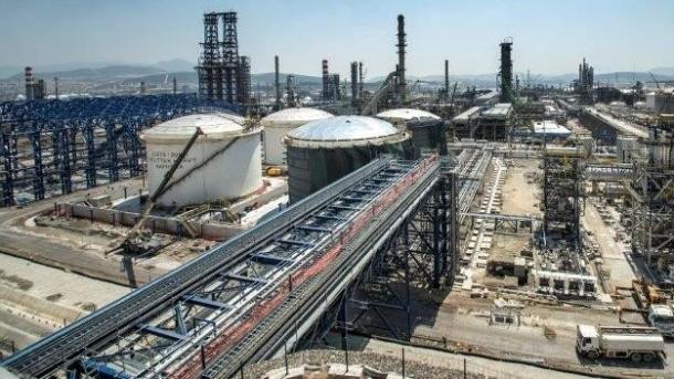 Сегодня запускают в эксплуатацию нефтеперабатывающий завод в Измире