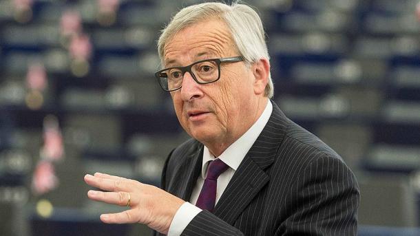 Juncker: Parlamenti Evropian është krejtësisht qesharak, s’ka seriozitet