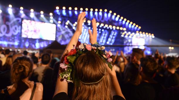Poljska: Tisuće ljudi na otvaranju Woodstock Festivala
