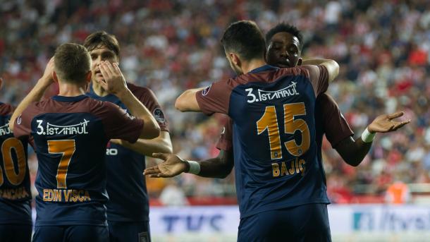 Golovima Bajića i Višće Bašakšehir savladao Antalyaspor