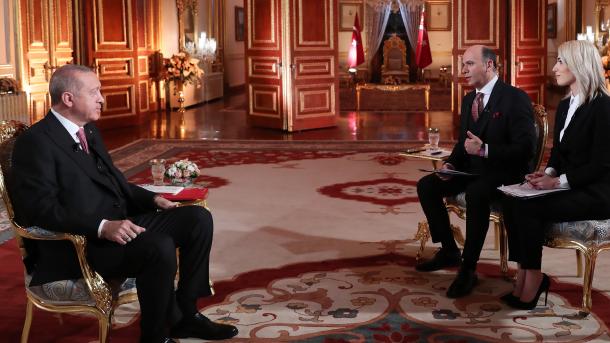 ئەردوغان: ئامېرىكا فەتھۇللاھنى قايتۇرۇپ بېرىش ئارقىلىق دوستلۇقىنى كۆرسىتىشى لازىم