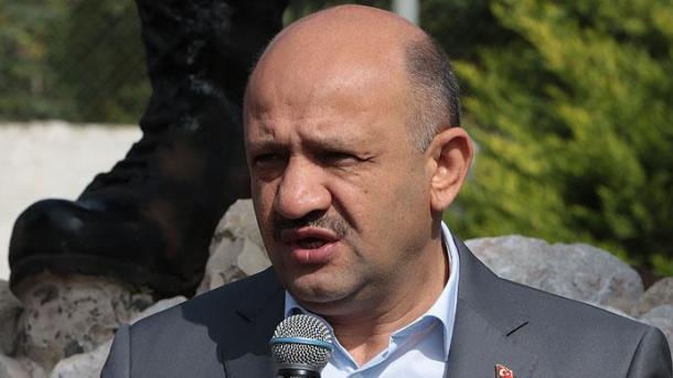 Ministri i Mbrojtjes Kombëtare, Fikri Isik viziton njësitë e forcave kufitare