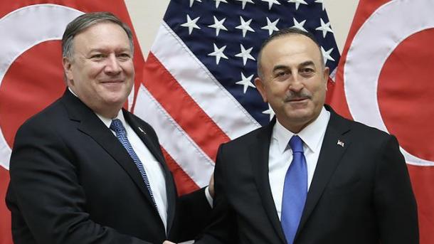 Чавушоглу встретился с госсекретарем США Майком Помпео