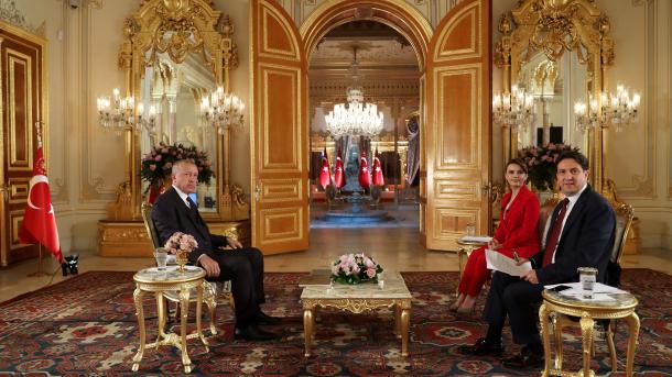 Erdogan: Ayasofya bi mogla dobiti status džamije u koju je ulaz besplatan