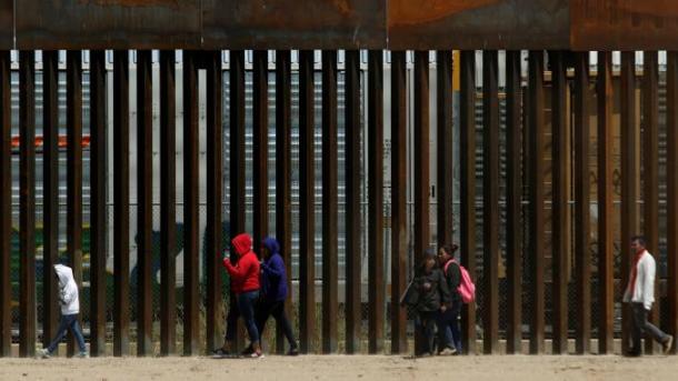 Imigrantes não podem solicitar asilo