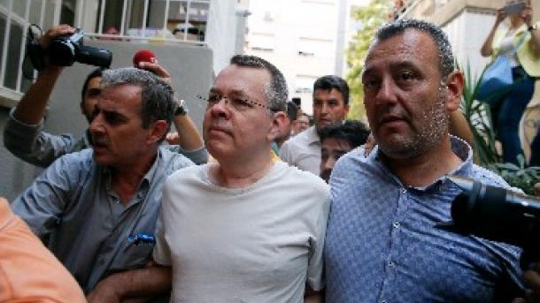 Turska: Odbijena i treća žalba, američki svećenik Brunson ostaje u kućnom pritvoru