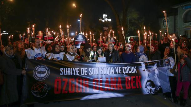 Tubim në Ankara për gratë e burgosura në Siri