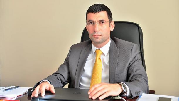 Nënprefekti i plagosur në sulmin terrorist bie dëshmor