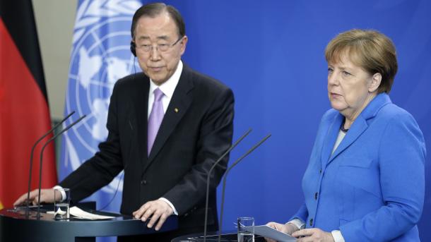 Kriza e emigrantëve - Merkel: Të sigurohet kufiri i Shqipërisë dhe Maqedonisë me Greqinë
