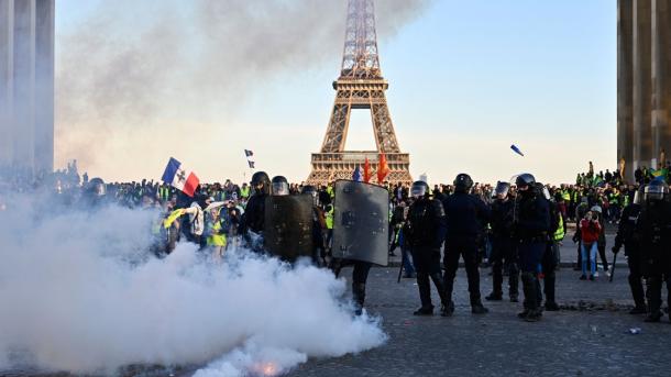 Franța: Dacă politica va înceta să fie o speranță (Agenda zilei - 09)