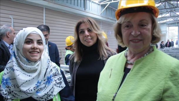Une ministre allemande visite une école de formation de réfugiés syriens à Ankara