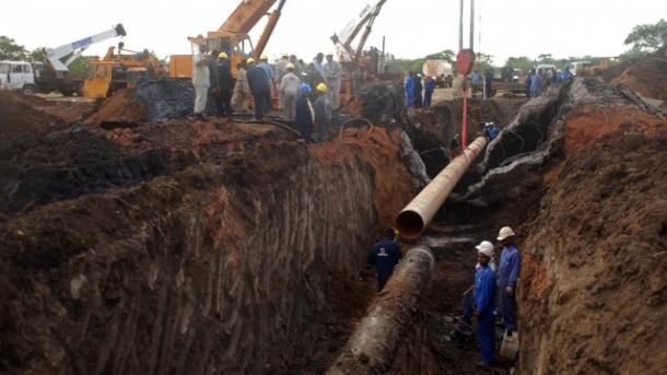 Ujenzi wa bomba la mafuta la Uganda na Tanzania kuanza