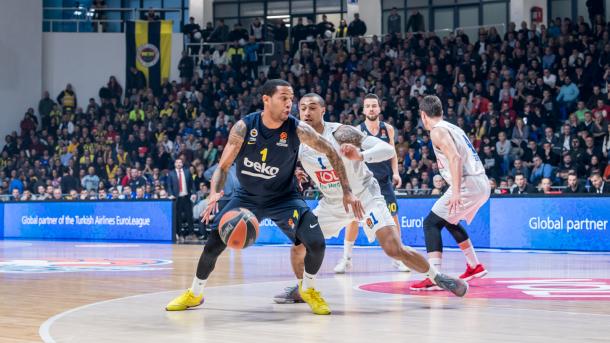 fenerbahce buducnost 1.jpg