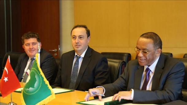 La Turquie et l'Union africaine signent un accord pour organiser un forum d'affaires conjoint