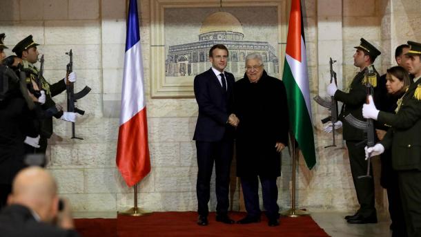 Presidenti i Francës viziton Palestinën dhe takohet me Kryetari e Shtetit, Mahmud Abbas