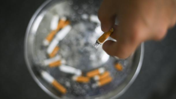 "The Lancet"-Një në 10 persona vdesin nga pirja e duhanit