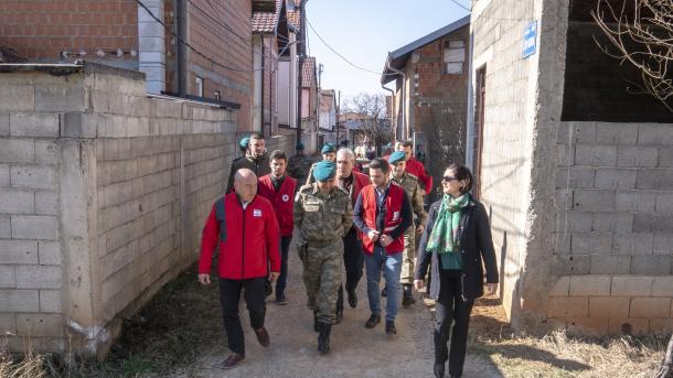 Kosovo: Turski Crveni polumesec podelio humanitarnu pomoć porodicama s potrebama