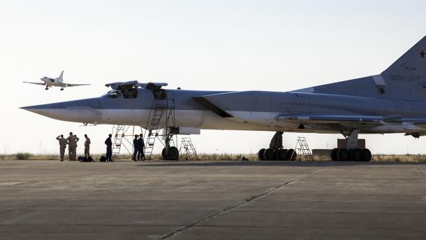 SHBA: Përdorimi i bazës iraniane nga avionët rusë e bën më komplekse situatën në Siri