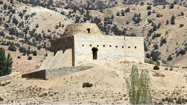 Iran - Tempulli i zjarrit Aspakha një kujtim i dinastisë Sasanide