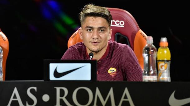 Cengiz Under,o jogador do mês na Itália