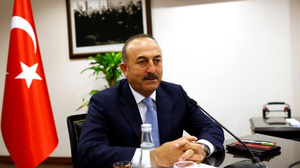 گفتگوی تلفنی مولود چاووش اوغلو وزیر امور خارجه ترکیه با همتای بحرینی خود