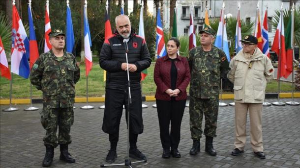 Shqipëri – Rama: Duam që të prekurit nga tërmeti t’i kthejmë në shtëpi deri në mes të dhjetorit