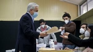 Inician las elecciones regionales y constituyentes en Chile