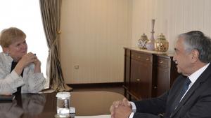 Κυπριακό : Συνάντηση Ακιντζί –Τζέιν Χολ Λουτ