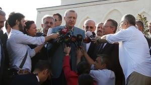 Keluarnya Erdoğan dari Masjid