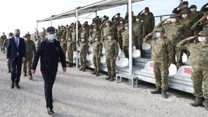 آکار بر ادامه مبارزه قاطعانه با تروریسم تاکید کرد