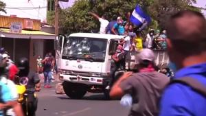 El Prediente nicaragüense da marcha atras a sus cambios tras más de 30 muertos en las protestas