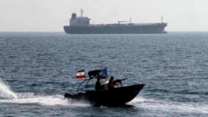 ئىران بىر ئەتكەس يېقىلغۇ پاراخوتىنى قولغا چۈشۈردى