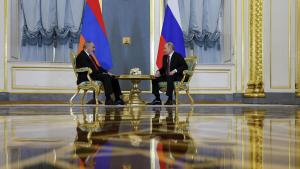 Putin bilan Pashinyan mintaqa xavfsizligi bilan bogʻliq masalalarni qoʻlga oldi