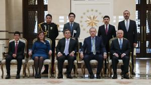 Nuevo embajador del Perú en el Complejo Presidencial
