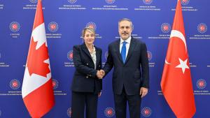 وزیر خارجہ حقان  فیدان کی  کینیڈا کی وزیر خارجہ میلانیا جولی سے ملاقات