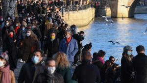 Coronavirus / France: Macron menace les ministres qui parleraient sur le vaccin