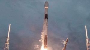 SpaceX lancia altri 60 satelliti con Starlink 13