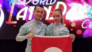Emek Yeter torna-se campeão de salsa improvisada na Copa do Mundo