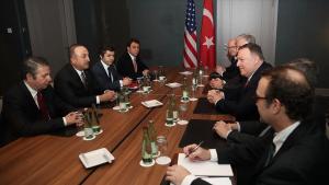 Mewlüt Çawuşogşy Maýk Pompeo bilen duşuşdy